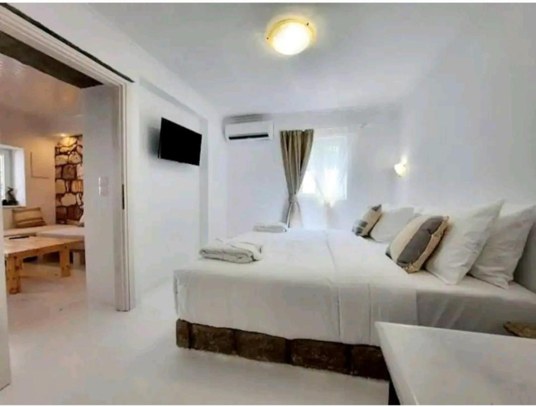Villa DORIANA IN PELEKOUDA Pollonia Esterno foto