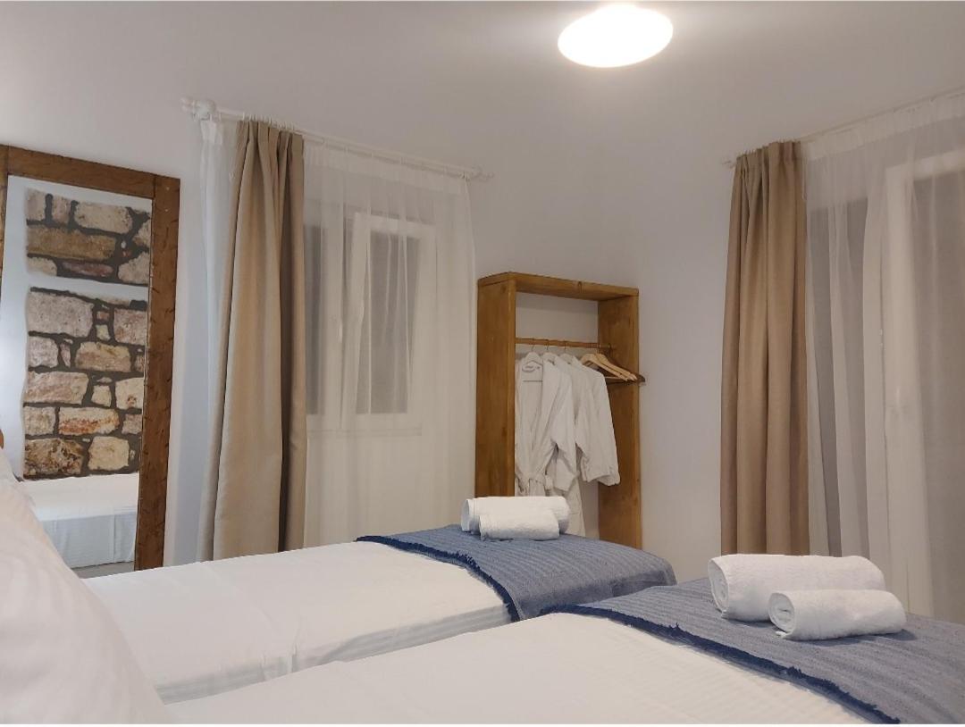 Villa DORIANA IN PELEKOUDA Pollonia Esterno foto