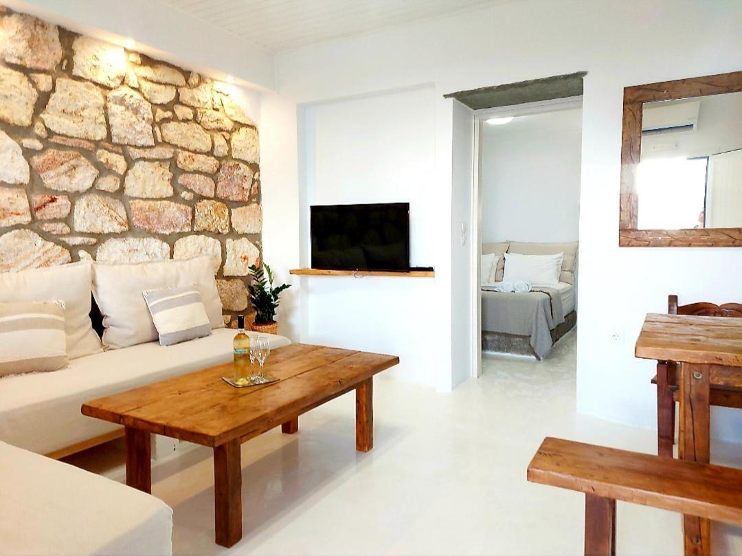 Villa DORIANA IN PELEKOUDA Pollonia Esterno foto
